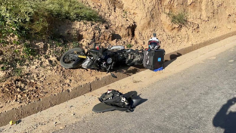 #苹果车祸检测或是人工客服 ，类似于汽车上面的安吉星救援最近短视频平台上一位 ID 为@喜猫 的小伙骑摩托车出了车祸，他当时戴着的正是刚刚购买几天的 Apple Watch Ultra 智能手表，这次车祸触发了苹果的车祸检测模式