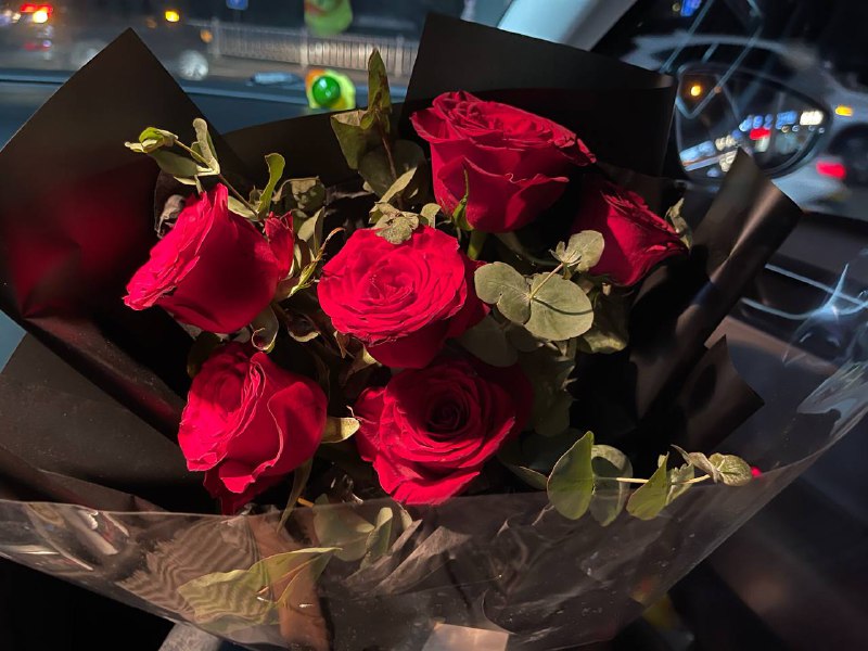 你们过情人节么？PS：你有情人和你过么？🤣🤣🤣笑死我了（复活甲）------------------------🏷▶︎ Channel ┇@科技·狐🦊💬▶︎ Group ┇@科技狐说🎗