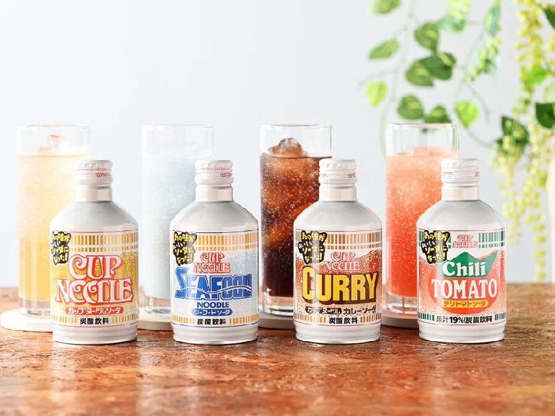 【日清推出拉面味苏打水】     近日，日清（NISSIN）推出了完全再现合味道（CUP NOODLE）的苏打水，共有酱油味、海鲜味、咖喱味、辣番茄味共四种口味