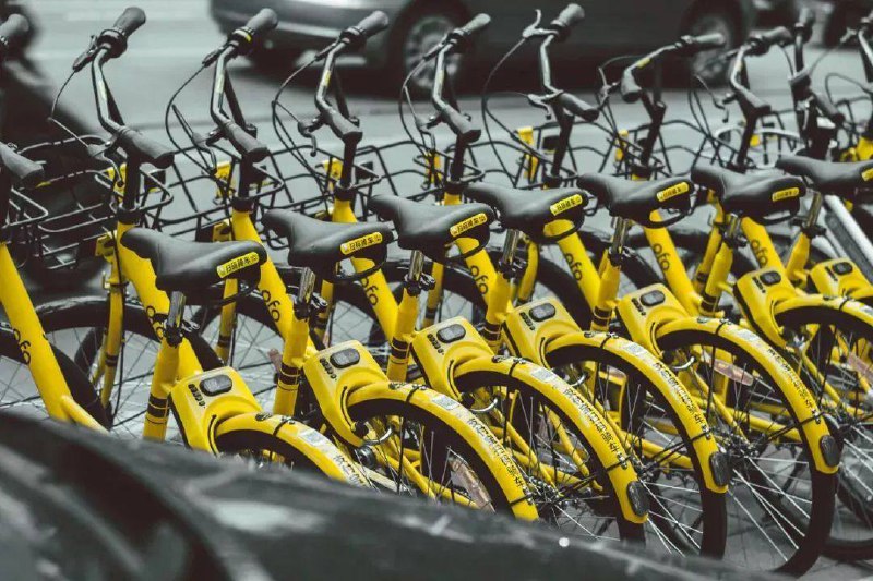 OFO共享单车蜜汁操作，拉好友加速退押金▍本篇文章摘自 铅笔道 👈🏻-------------------------------近日有网友发现，#共享单车 #ofo 在App中推出了一个“拉好友帮你退押”的功能：“好友越多，退押越快，上不封顶”