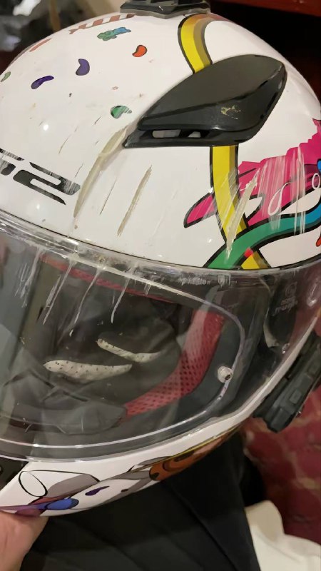 #苹果车祸检测或是人工客服 ，类似于汽车上面的安吉星救援最近短视频平台上一位 ID 为@喜猫 的小伙骑摩托车出了车祸，他当时戴着的正是刚刚购买几天的 Apple Watch Ultra 智能手表，这次车祸触发了苹果的车祸检测模式