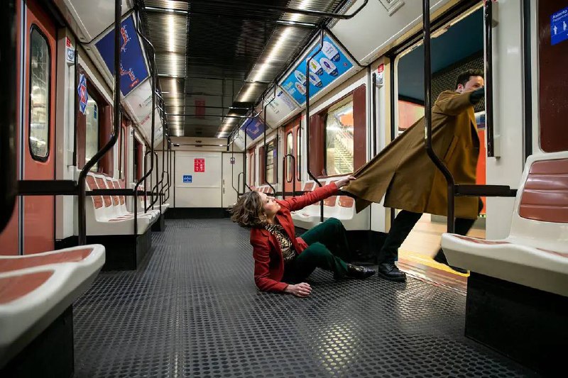 Netflix玛格丽塔·列维耶娃主演的8集剧《冷战余谍 In From the Cold》发布正式预告剧集讲述女主（Margarita Levieva饰）正与女儿在欧洲度假，此时CIA的出现迫使她面对自己隐藏已久的KGB身份