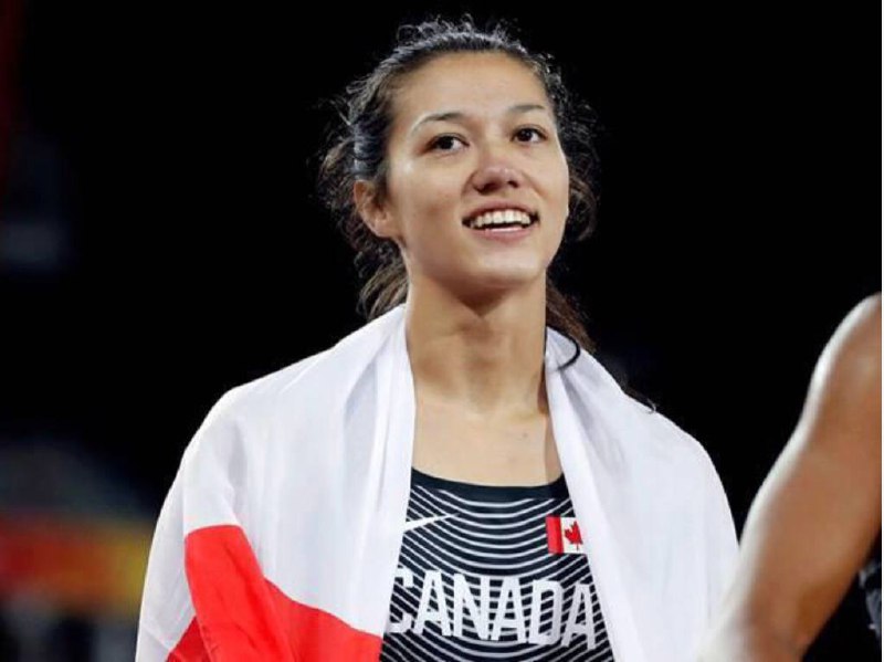 #东京奥运会中国运动员中国首位归化田径运动员郑妮娜力的纹身，「尽心尽力」    #郑妮娜力 出生在加拿大，中德混血，曾代表加拿大参赛