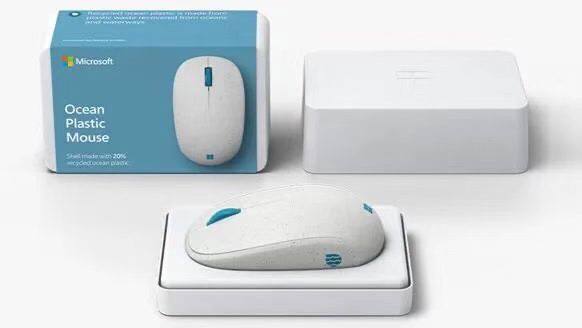 微软公司发布海洋环保鼠标：售价199元，材质20%来自海洋回收塑料---------------------------微软公司 12 月 7 日宣布：微软海洋环保鼠标在中国市场上市，该鼠标采用了一种由海洋回收塑料瓶制成的新型树脂材料，并兼容新一代 Windows 操作系统（Windows 11 家庭版/专业版）---------------------------     该鼠标外壳材质有20%的回收海洋塑料（相当于半个约450毫升的水瓶），这些塑料回收自海洋和水道中的废塑料，经过清洁和加工，被处理成可再次使用的塑料树脂颗粒