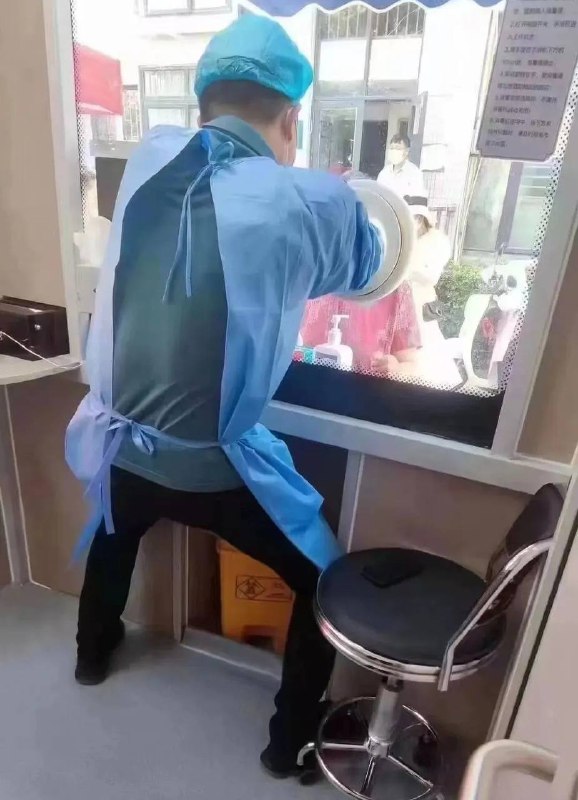 #河南 核酸检测小屋 😅有点无语…..#河南 核酸检测小屋 😅有点无语…..