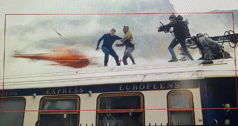 阿汤哥的《碟中谍7》今年无缘上映，电影推迟🎦     克里斯托弗·麦奎里已经与派拉蒙影业签下合同，将执导两部《碟中谍》系列续集电影麦奎里与汤姆·克鲁斯在推特上确认合作，这两部续集将采用背靠背连续拍摄的方式，从原定的今年9月30日推迟至明年7月14日，《碟中谍8》从明年7月7推迟至2024年6月28日北美上映